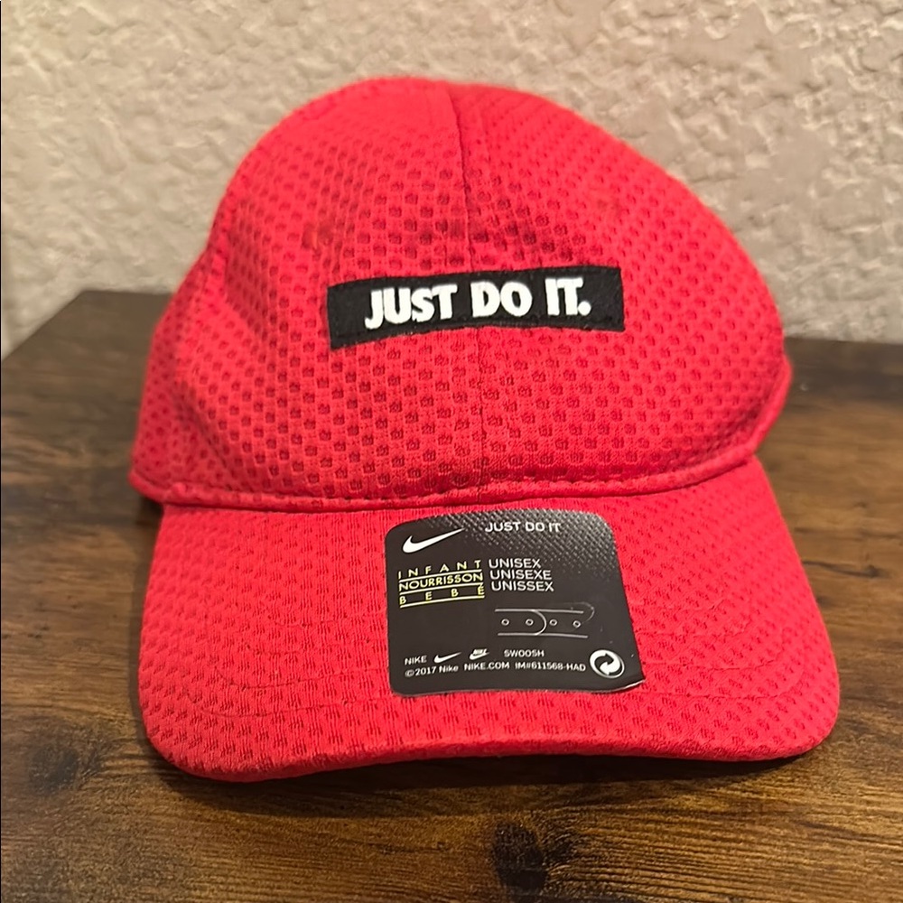 Infant Nike Red Mesh Cap